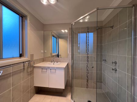 Gladesville - Photo 2