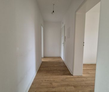 Gemütliche Wohnung mit Balkon! - Photo 4