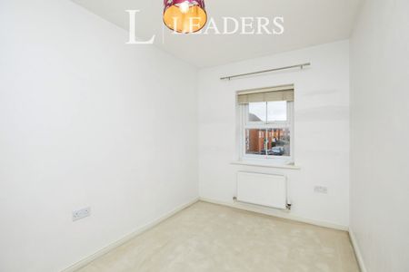 3 bedroom house to rent Thames Way, Hilton, Derby, Derbyshire, DE65 - Photo 5