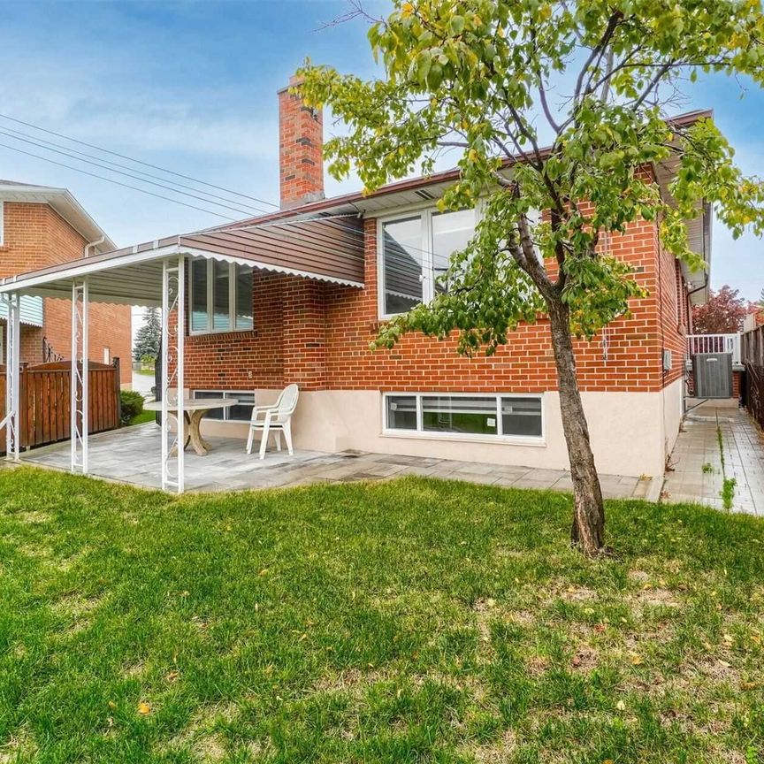 For Lease - 138 Derrydown Road, Toronto, Ontario - Photo 1