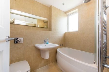 1 Bed Maisonette, Fortescue Road, SW19 - Photo 4