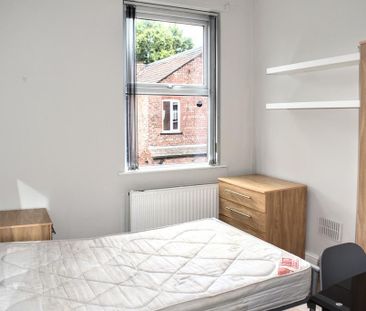 5 bedroom terraced house to rent - Photo 2