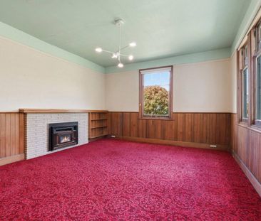 Spacious Family Living - Photo 4