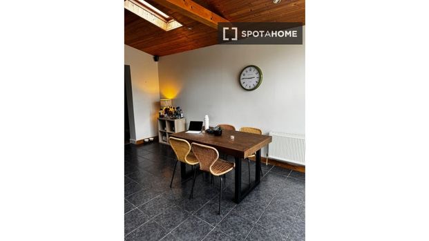 Room in a shared flat for rent in Grace Park, Dublin - Photo 1