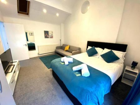 2 bedroom townhouse to rent - Photo 2