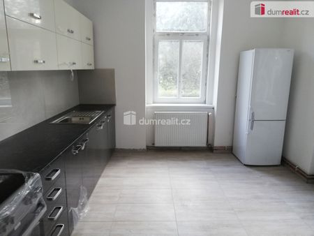 Pronájem bytu 2+1 80 m², Modlany - Photo 3