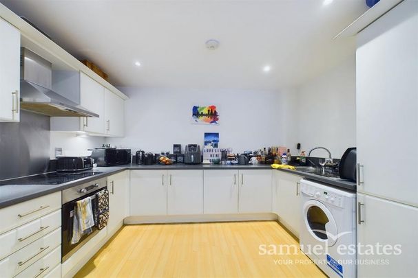 1 bedroom flat to rent - Photo 1