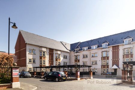 Sovereign Court, Newcastle upon Tyne - Photo 2