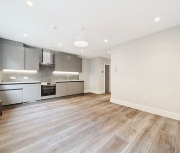 Flat, Shorts Gardens, Seven Dials, Covent Garden WC2H - Photo 4