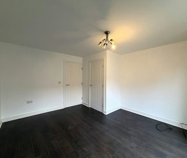 Grace Avenue, North Hykeham, LN6 - Photo 3