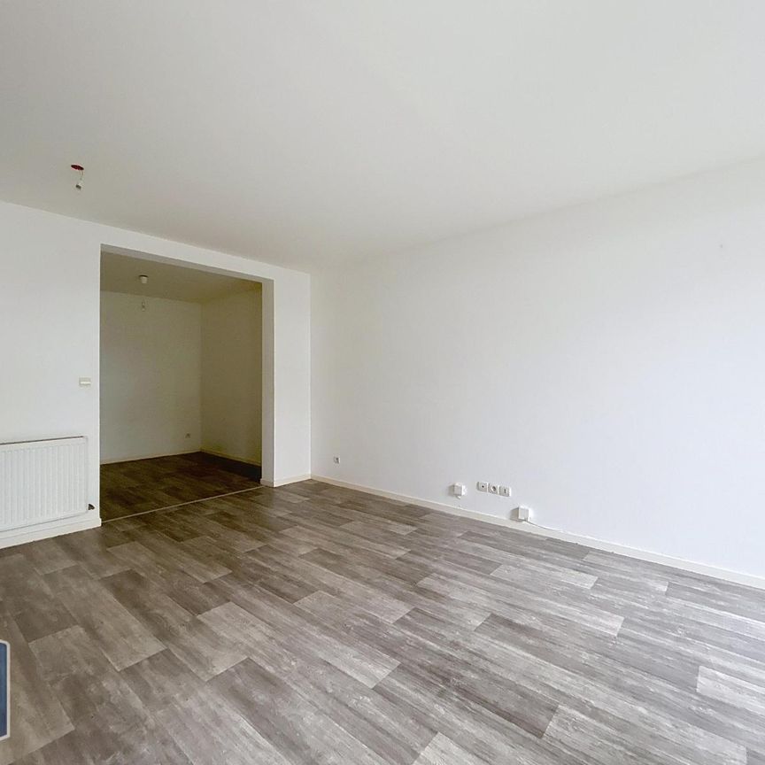 Location Appartement 3 pièces 45m² VAULX EN VELIN 69120 - Photo 1