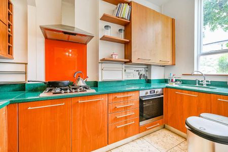 2 bedroom maisonette to rent - Photo 3