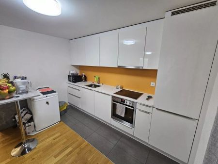 Bel appartement récent à proximité du centre de Payerne - Foto 3