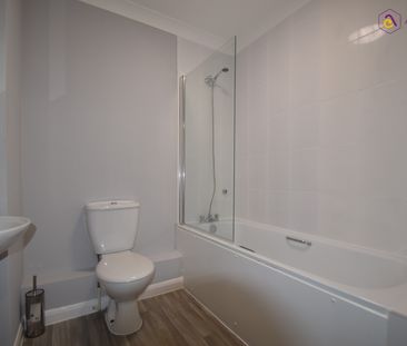 West Road, Westcliff on Sea, Essex, SS0 - Photo 2