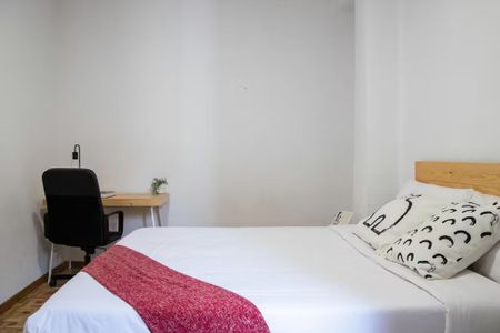 Carrer de les Blanqueries, Valencia, Valencian Community 46003 - Photo 3