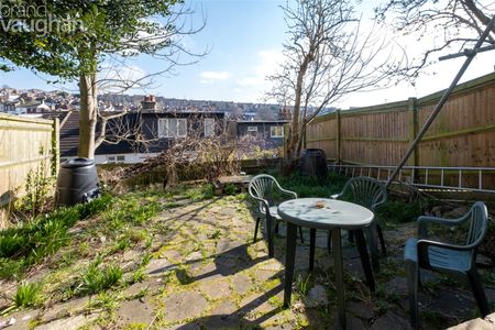 4 bedroom house to rent - Photo 4