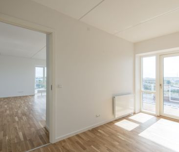 Lys og rummelig lejlighed med unik udsigt i Aalborg - Photo 1