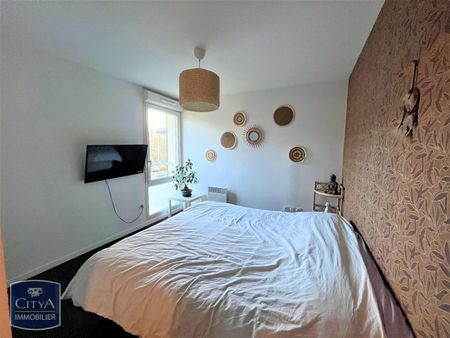 Location Appartement 3 pièces 62m² CONDE SUR L ESCAUT 59163 - Photo 3