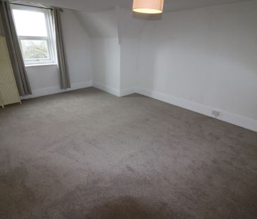 Flat 5, 53 Southfield - Photo 5