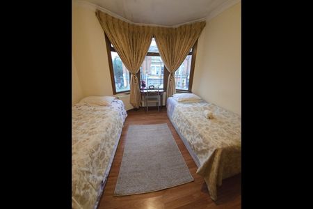 Room in a Shared House, Colville Road, E11 - Photo 3
