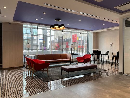 Fully Furnished, Condo Inspired Apartments Minutes to uOttawa - Photo 1