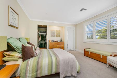 Modern Family Home with Low-Maintenance Living - Photo 2