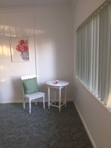 Tamworth Furnished Accommodation - East Tamworth - Photo 3