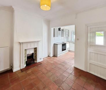 2 bedroom terraced house to rent - Photo 3