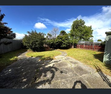 102 Robin Avenue, Norlane, Vic 3214 - Photo 5