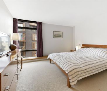 3 bedroom flat to rent - Photo 6