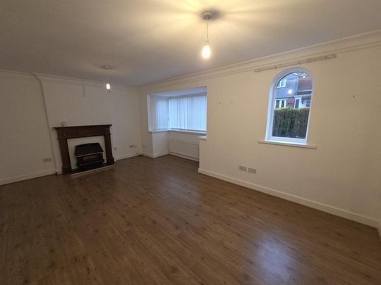 4 bedroom detached house to rent - Photo 1