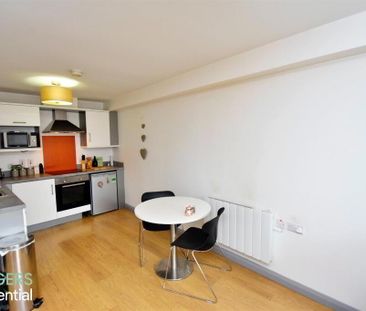 Apt 8, 125 Wellesley Avenue, Belfast, BT9 6DH - Photo 4