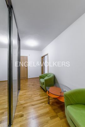 Pronájem bytu 3+kk 93 m², Schwarzenberská 708, Praha - Fotografie 1