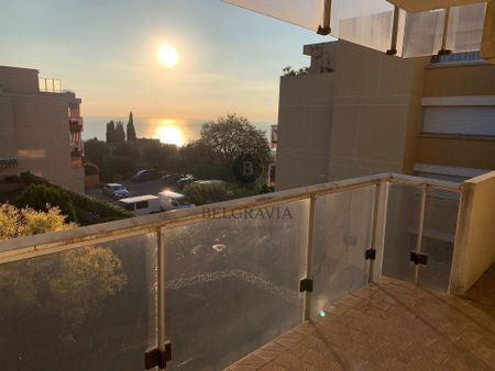 Location Appartement 2 pièces 59m² NICE 06200 - Photo 3