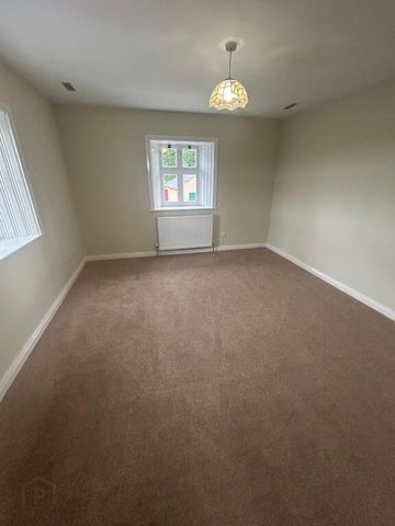 East Gate Lodge, 86 Larne Road, Ballycarry, Carrickfergus, BT38 9JN - Photo 2