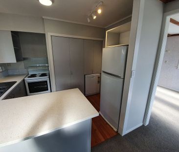 2 bedroom home on a full site - Photo 3