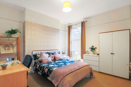 6 Bed Terraced House, St. Stephens Road, LE2 - Photo 4