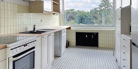 Appartement te huur in Oudergem voor € 1.890 met 3 slaapkamers - Photo 3