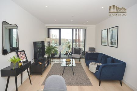 1 Bed Flat, James Cook Building, E16 - Photo 2