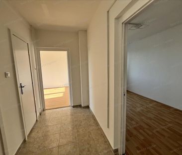 Kiadó jó állapotú panel lakás - Győr - Fotó 3