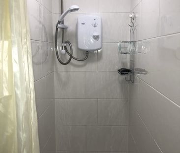 Room in a Shared House, Icknield Port Road, B16 - Photo 2