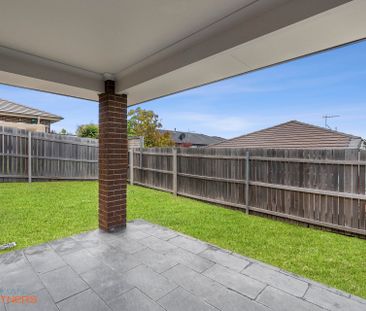 17 Nordeck Street, Casey ACT 2913 - House For Rent | Domain - Photo 3