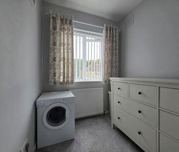 3 bedroom semi-detached house to rent - Photo 2