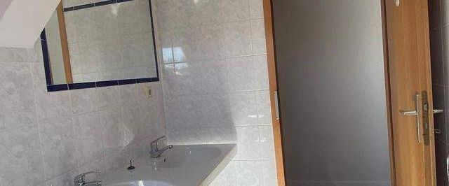 4 Raum Wohnung Zwickau Zentrum Dachgeschoss ab sofort zu vermieten - Photo 1