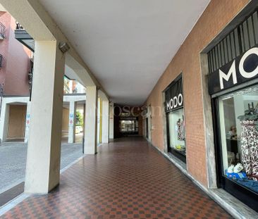 Casa a Corsico in Via Vincenzo Monti, Corsico - Photo 1