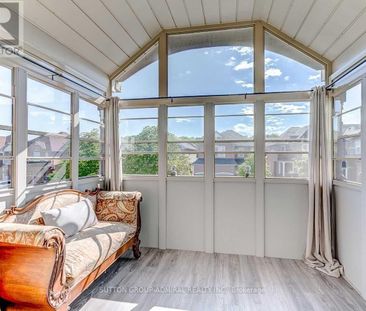 For Lease - 30 Lacona Crescent Unit# Main & 2nd, Richmond Hill, Ont... - Photo 2