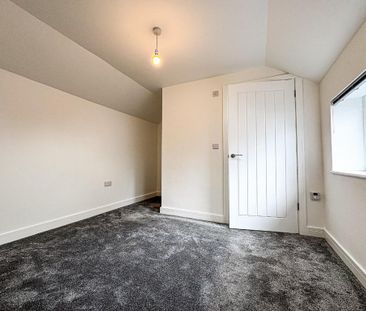 1 bedroom semi-detached house to rent - Photo 2