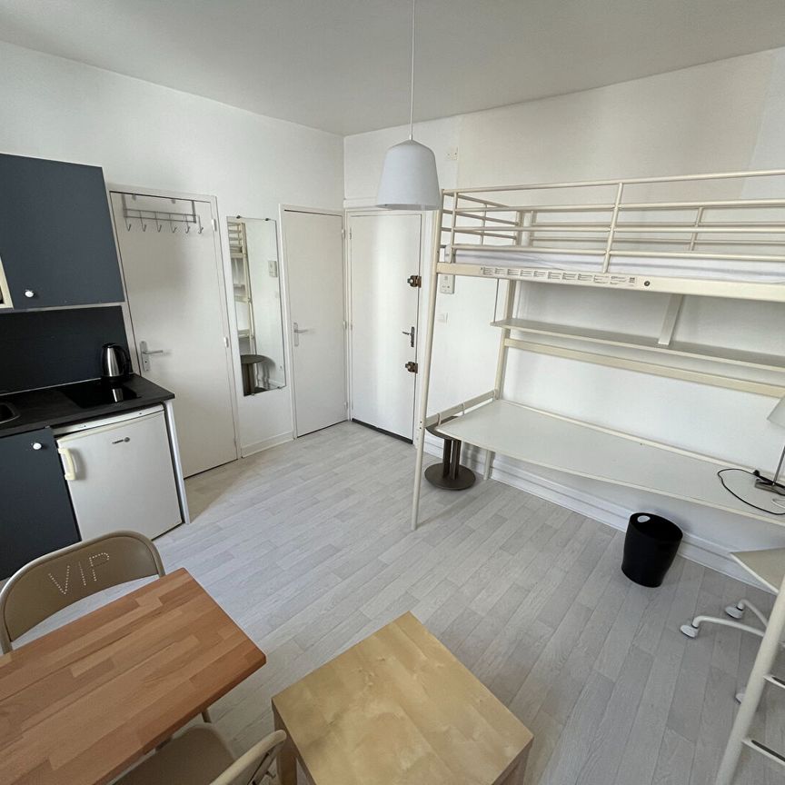 Location Appartement 1 pièce 16m² - Photo 1