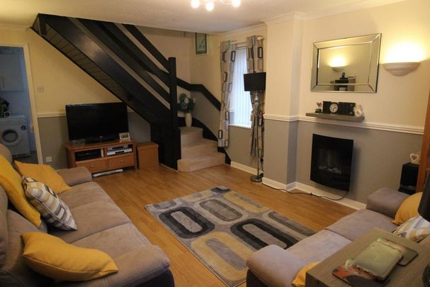 2 bedroom house to rent - Photo 1