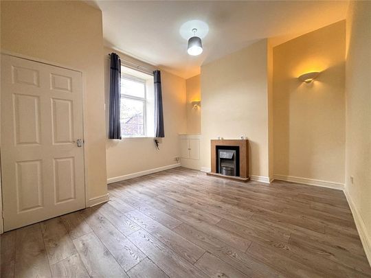 2 bedroom terraced house to rent - Photo 1